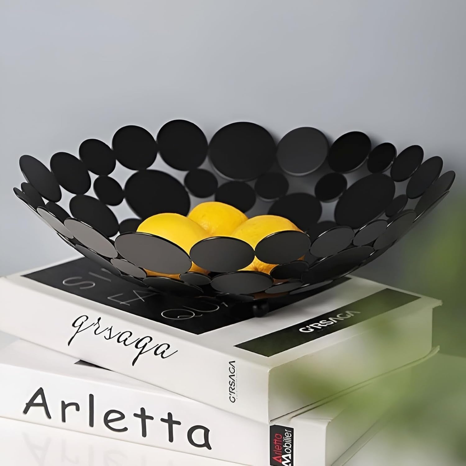 Metal Fruit Basket Bowl for Kitchen Counter - Creative round Fresh Fruit and Vegetable Basket - Black Home Decorative Holder (Centerpiece)